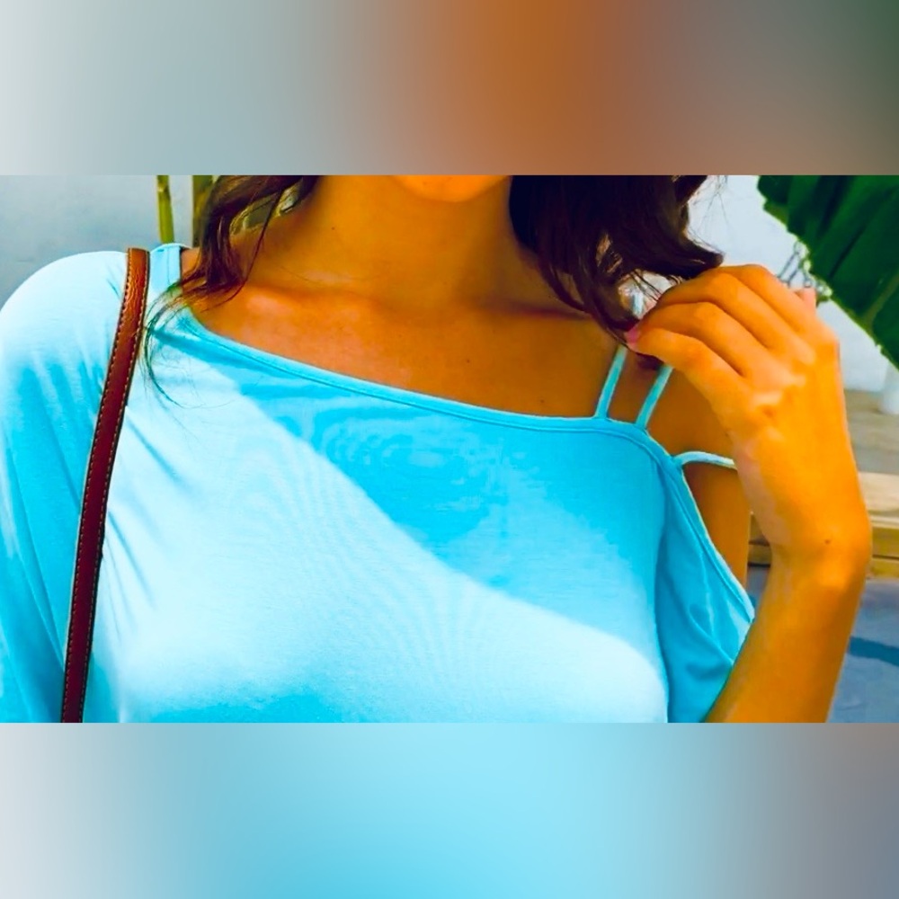 Vibrant Blue Strappy Off-Shoulder Top - Picture 5 of 7